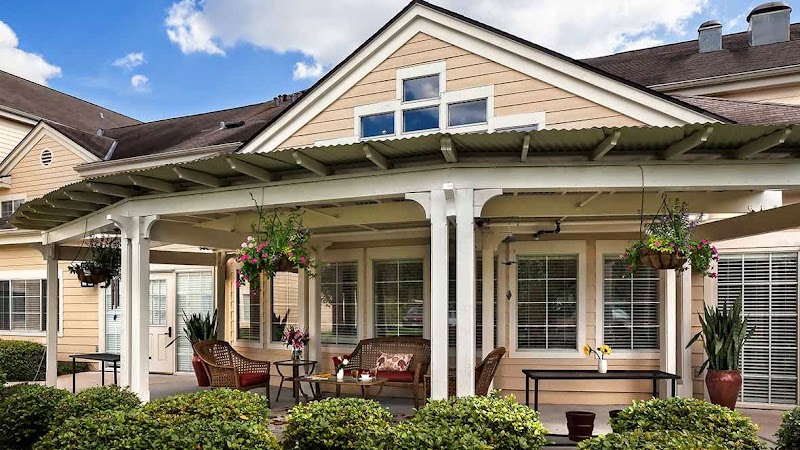 Exterior of Atria Westchase in Houston, TX