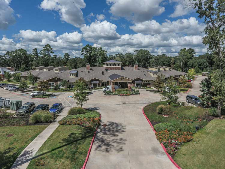 Exterior of Bristol Park at Conroe in Conroe, TX