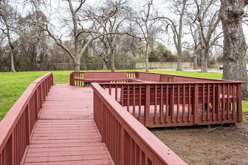 Exterior of Creekside Village in Richwood, TX