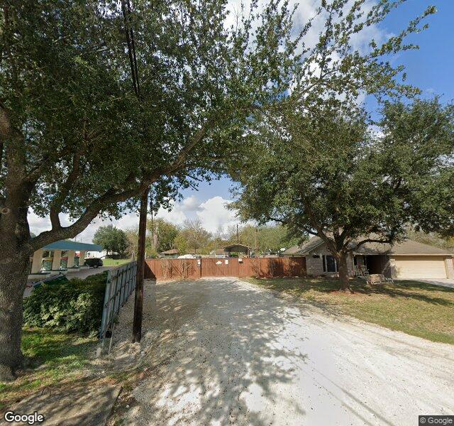 Exterior of Everywhere Is Home LLC in Pasadena, TX