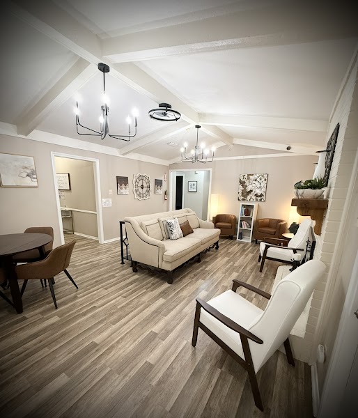 Exterior of Gracious Hearts Residencies in Alvin, TX