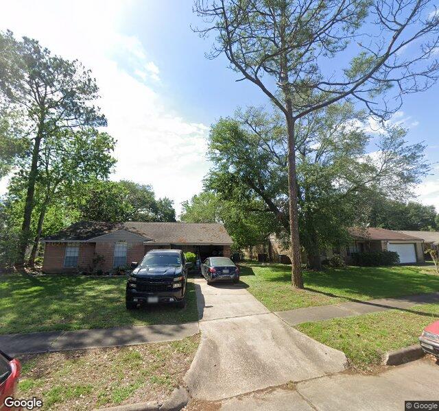 Exterior of Hall's Personal Care in HOUSTON, TX