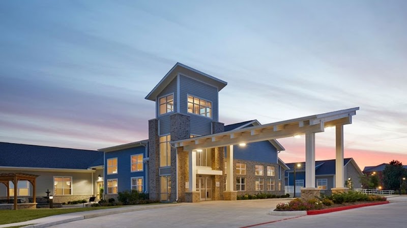 Exterior of Houston Transitional Care in Houston, TX