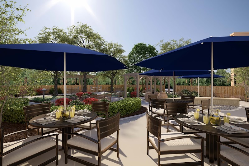 Exterior of Reunion Court of Clear Lake in Clear Lake, TX