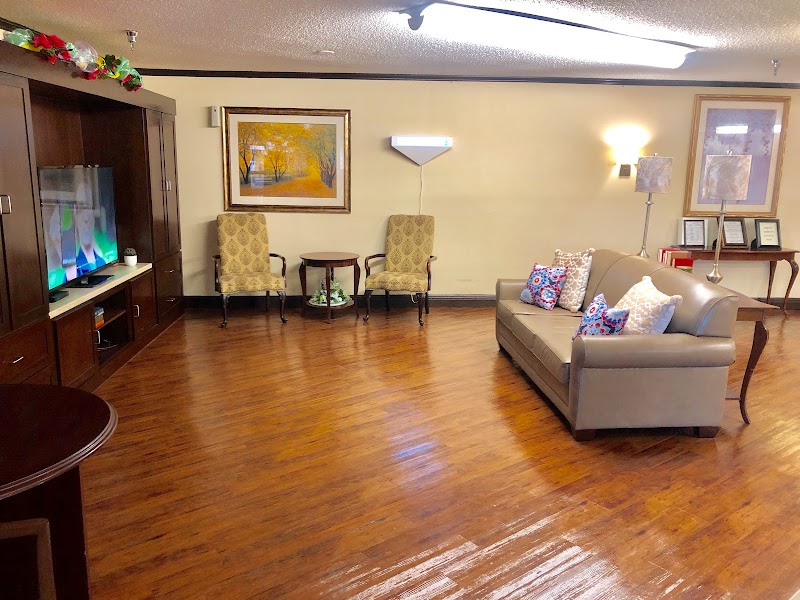 Exterior of Rosenberg Health & Rehabilitation Center in Rosenberg, TX