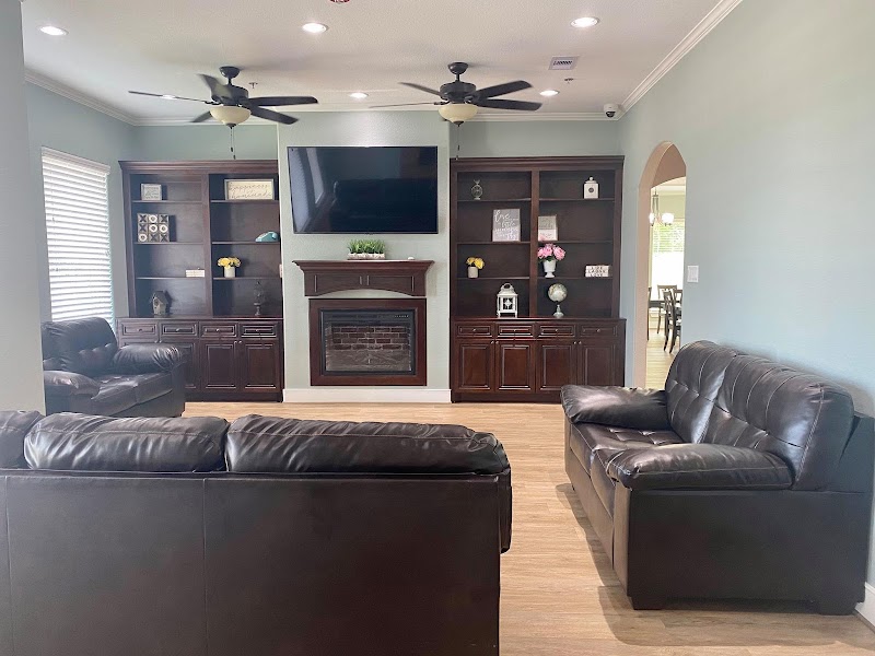 Exterior of Serenity Gardens in Deer Park, TX