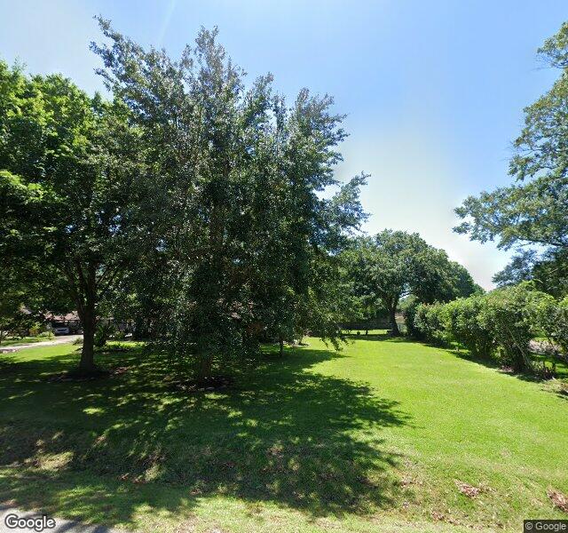 Exterior of Sterling Oaks Assisted Living Inc. in Friendswood, TX