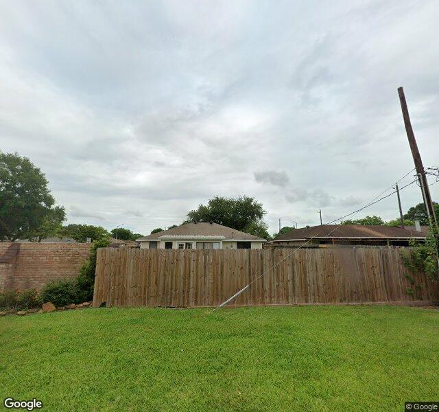 Exterior of Sylvan Shores Health and Wellness in La Porte, TX