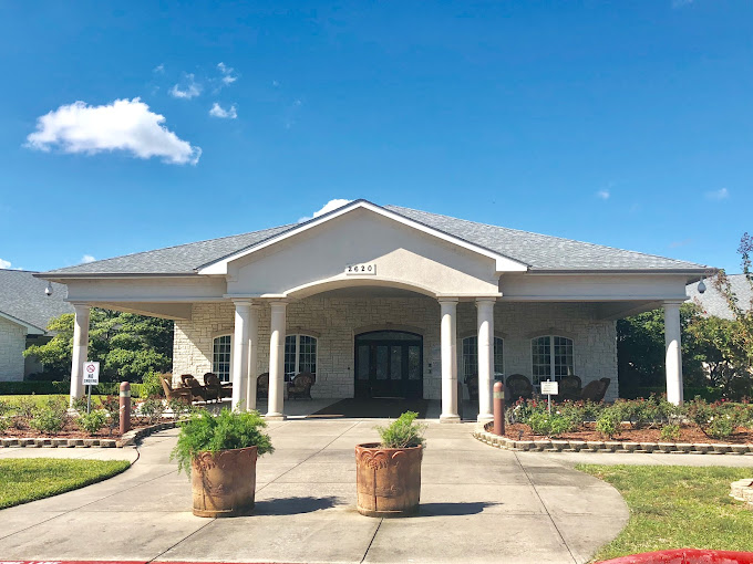 Exterior of The Heights of League City in League City, TX