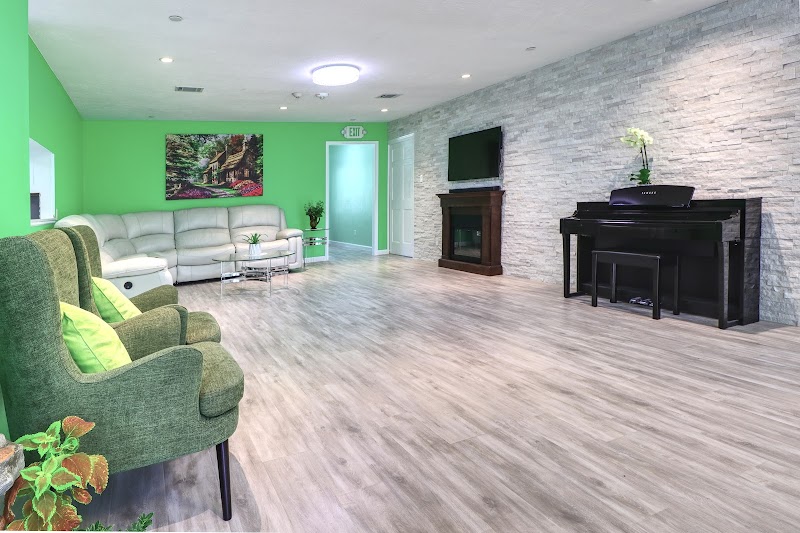 Exterior of The Holiday Greens in Spring, TX