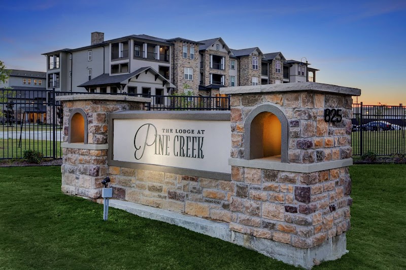 Exterior of The Lodge at Pine Creek in Baytown, TX