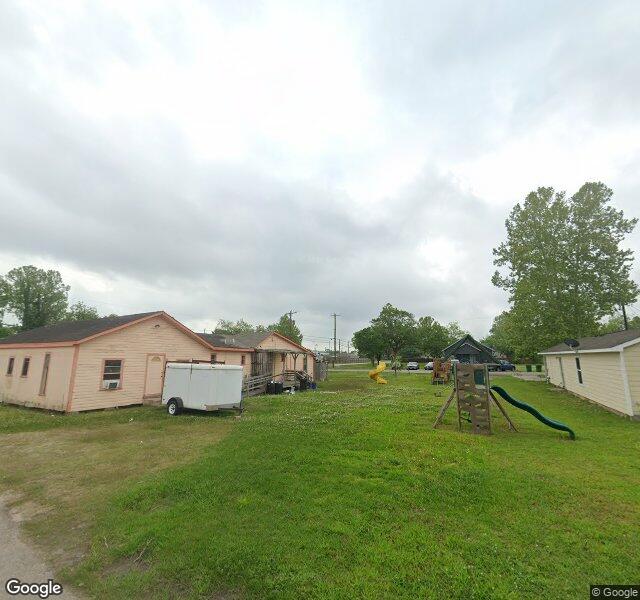 Exterior of White's Cottage Center in ANGLETON, TX